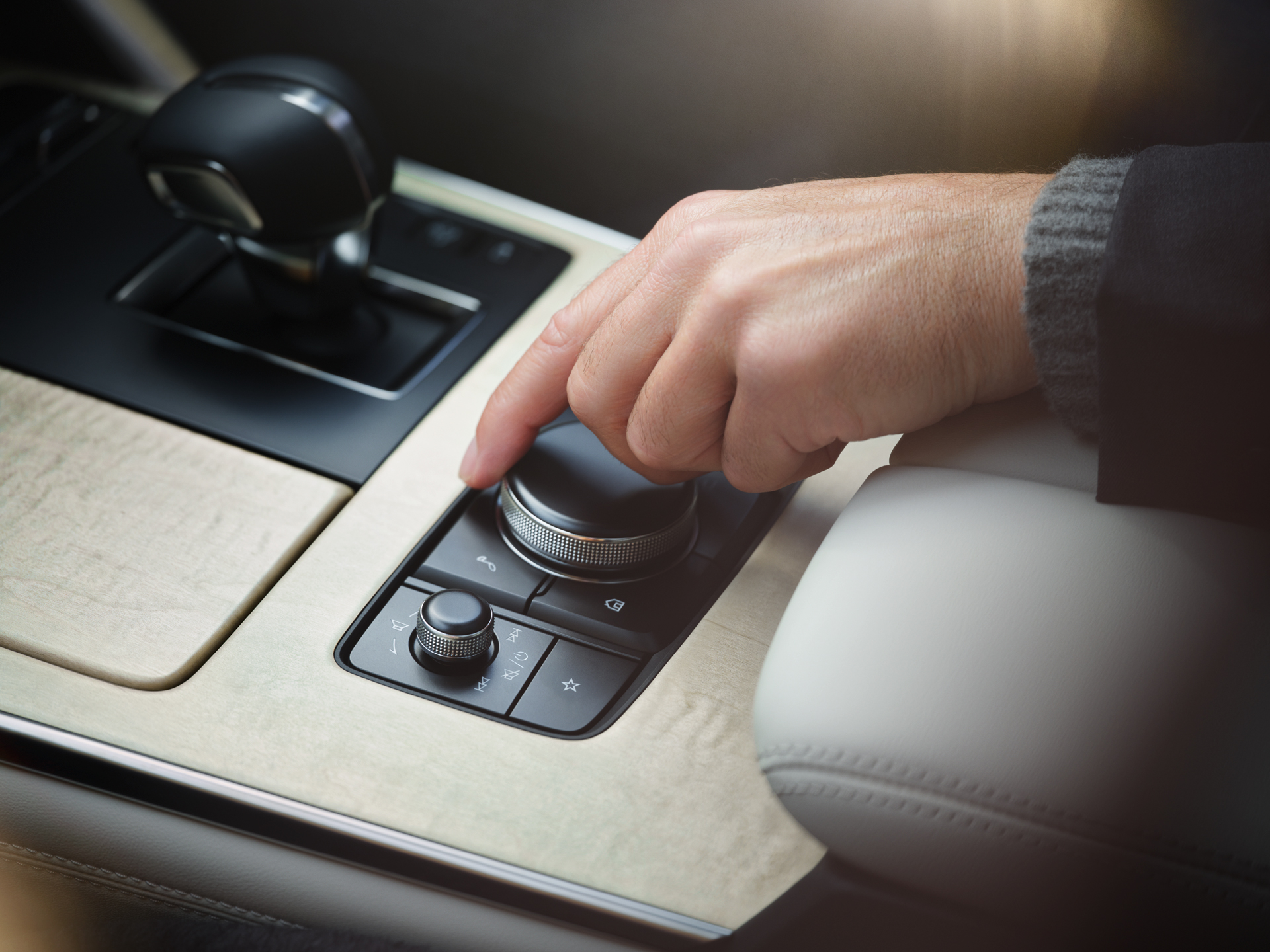 2022 CX 60 JPN(RHD) C133 INT Shiftknob High++ Japanese Premium Whiteleather